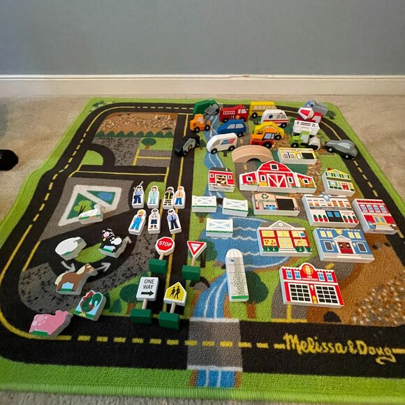 Melissa & Doug Other - Melissa & Doug Deluxe Activity Road Rug Play Set